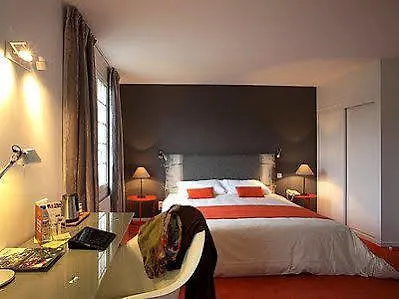 호텔 Hotel Restaurant Ar Milin-Logis Hotels Châteaubourg